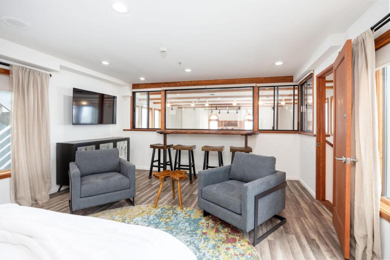 Seaside Art Gallery Loft Inspire Your Creativity With Breathtaking Views! * Half Moon Bay